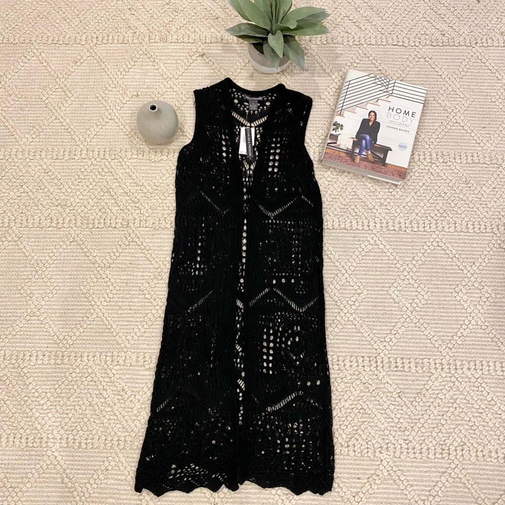 Black Sleeveless Knit Cardigan